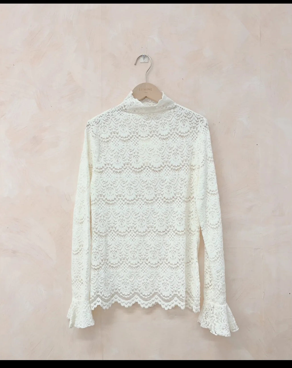 Top dentelle manches longues