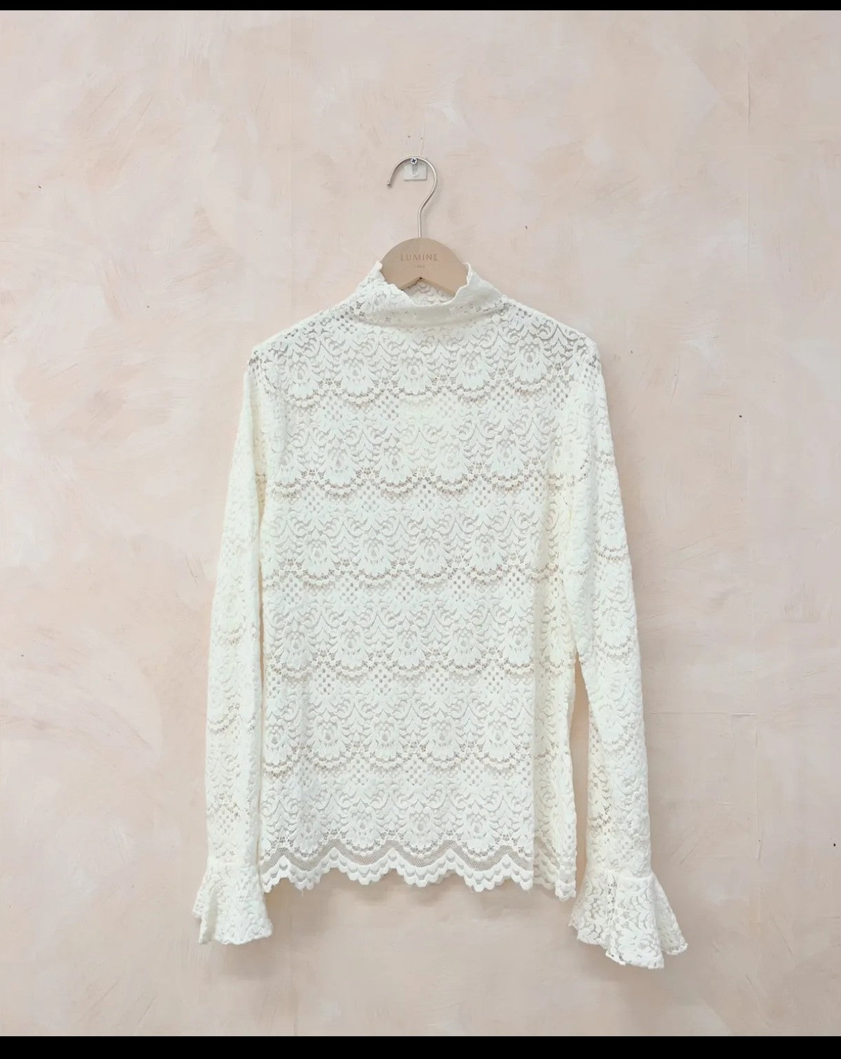 Top dentelle manches longues