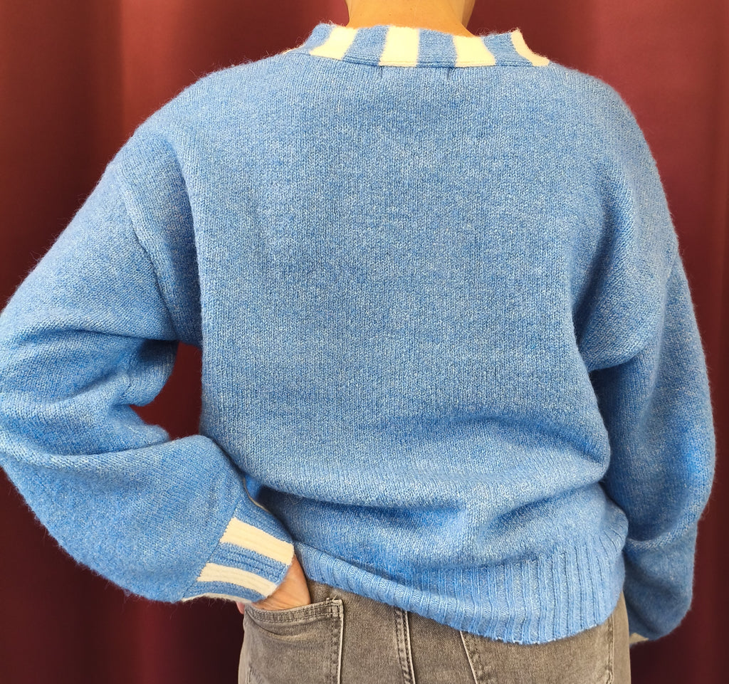 Gilet bleu ciel et blanc